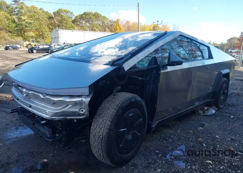 2025 Tesla Cybertruck All-Wheel Drive из США, поврежденный, VIN 7G2CEHED0SA074560